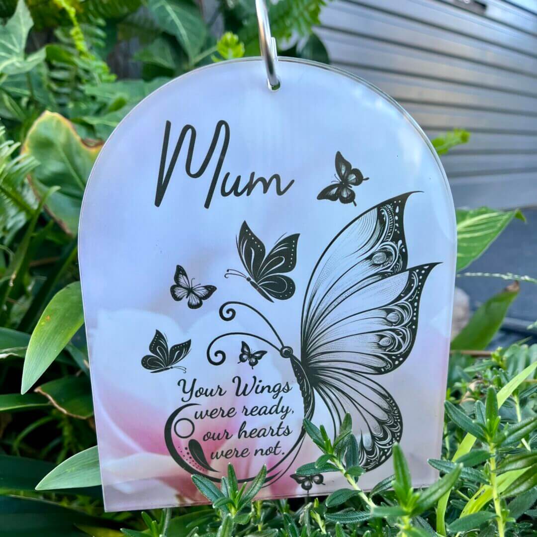 hanging-memorial-garden-plaque