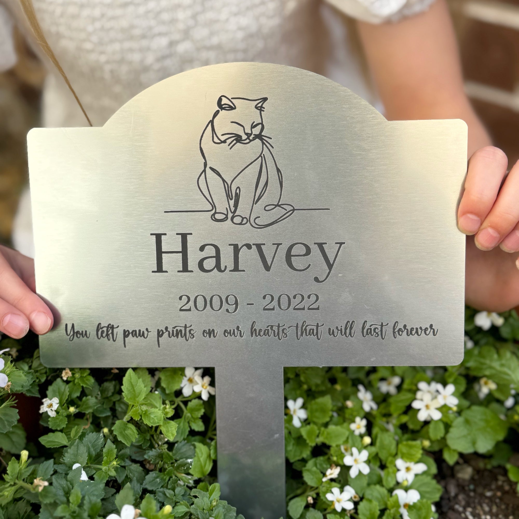 pet-burial-plaque