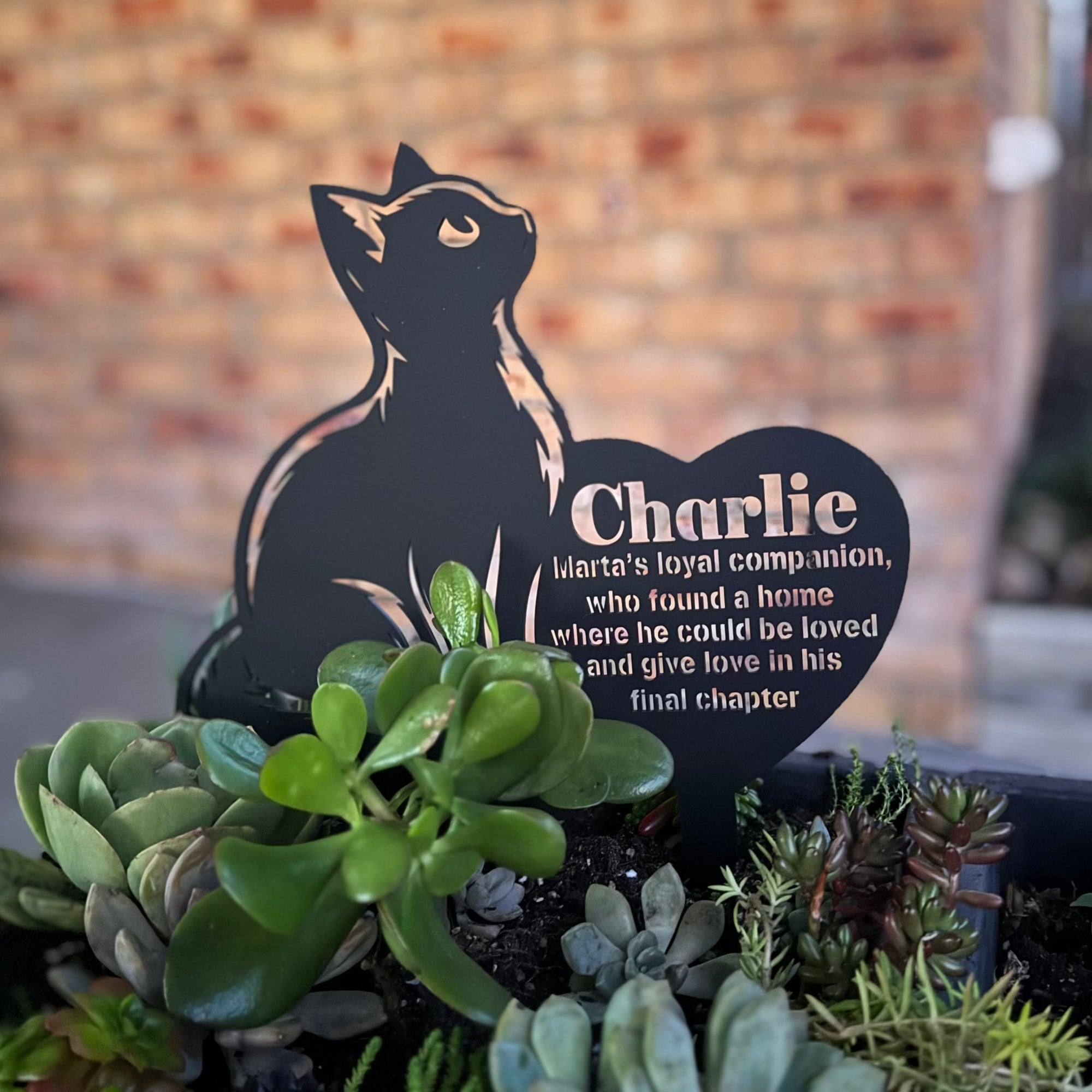 cat-memorial-garden-plaque