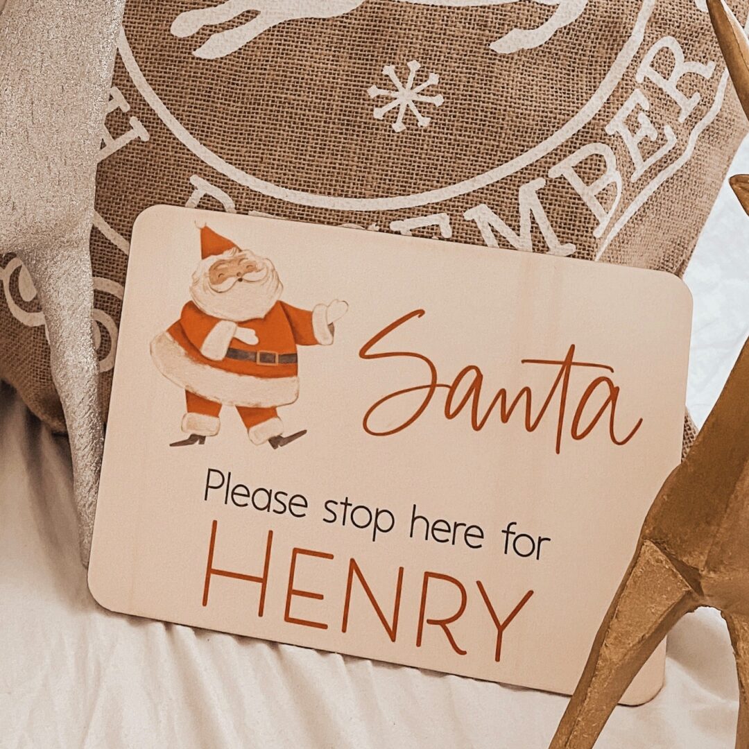 santa-stop-here-sign