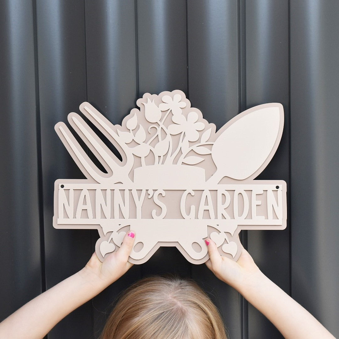 Personalised Garden Sign Tools