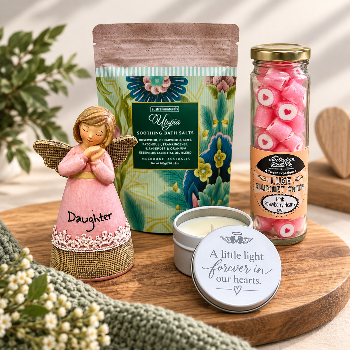 Baby remembrance hamper