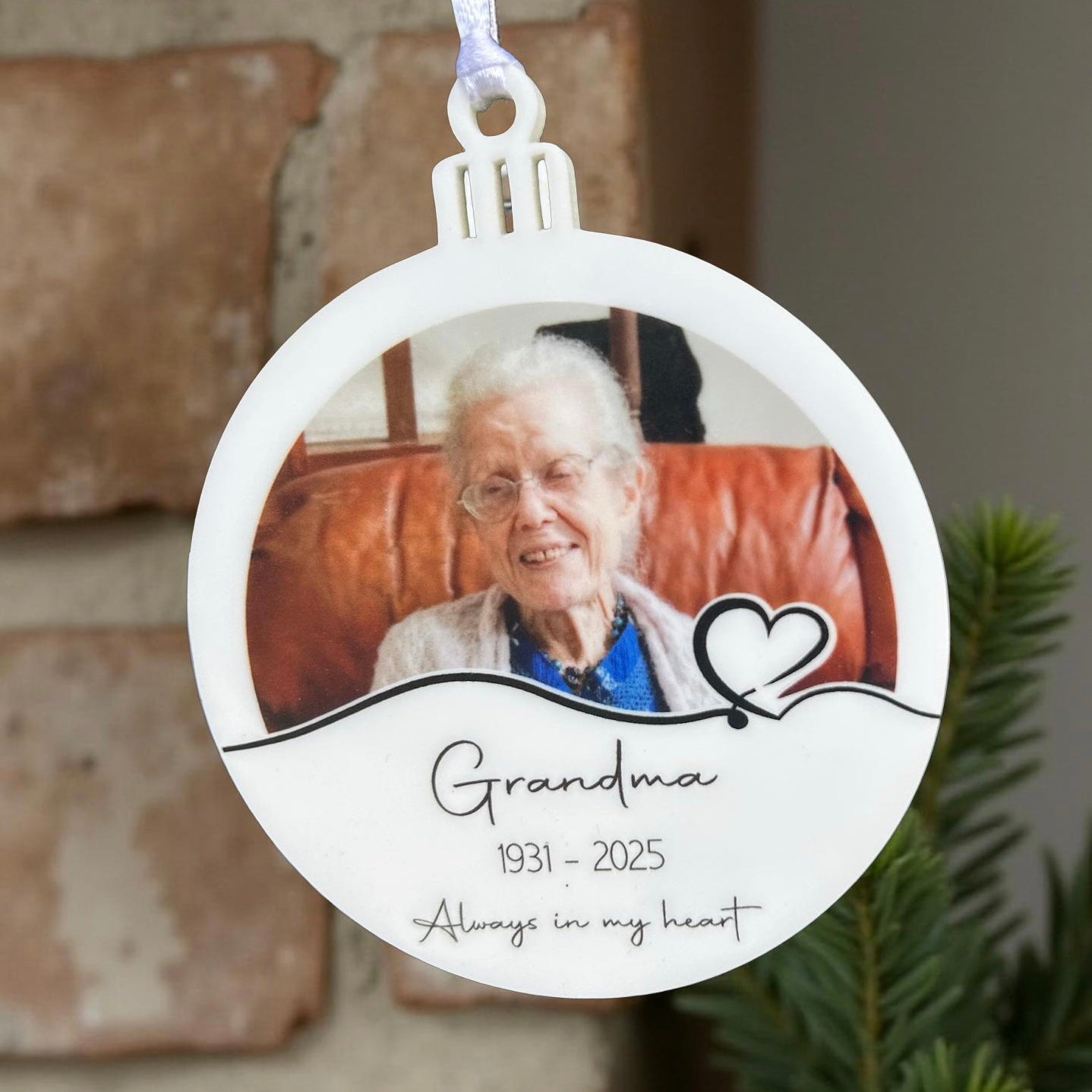 memorial-christmas-ornament