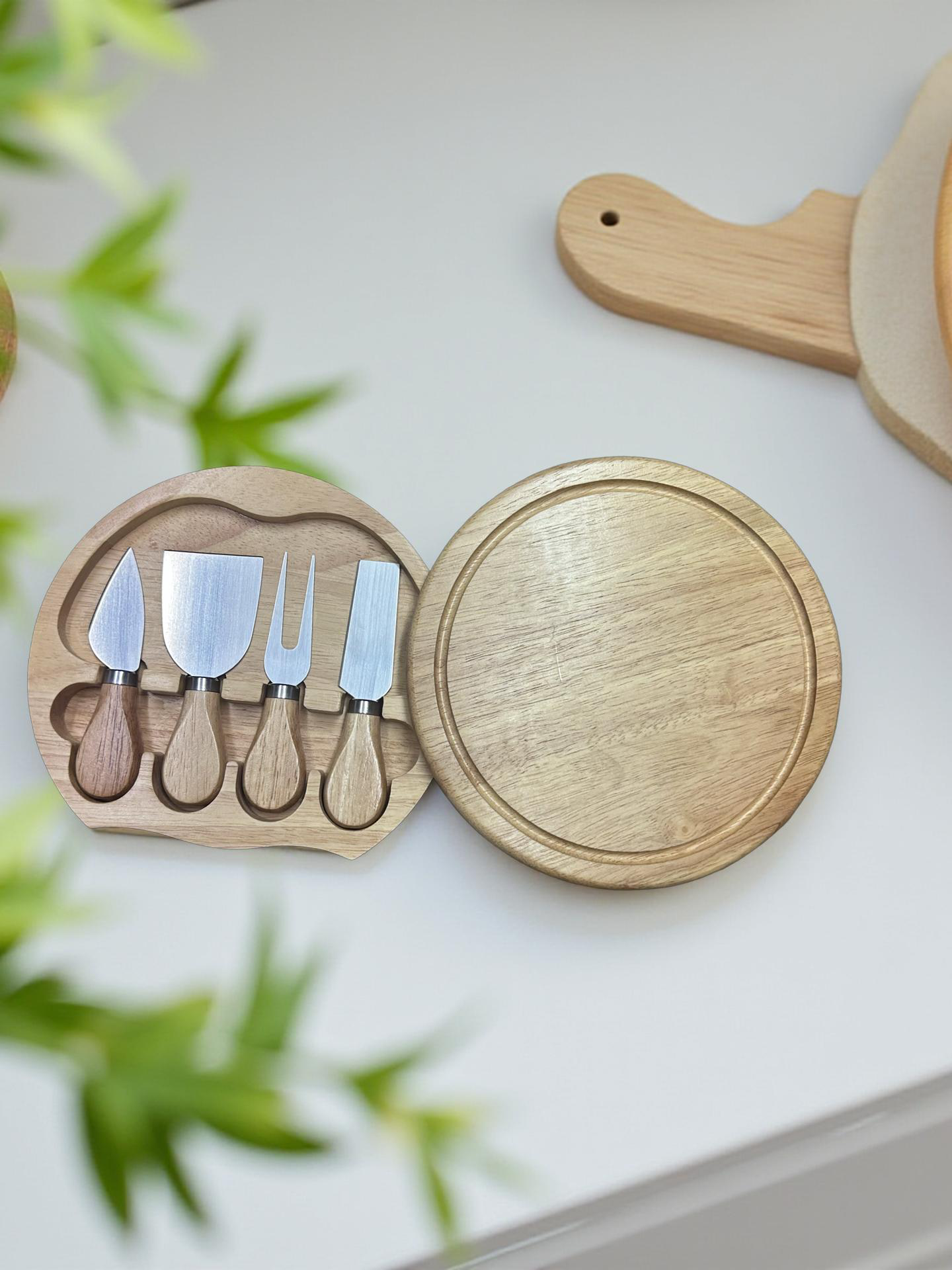 5 piece engraved cheese board gift set