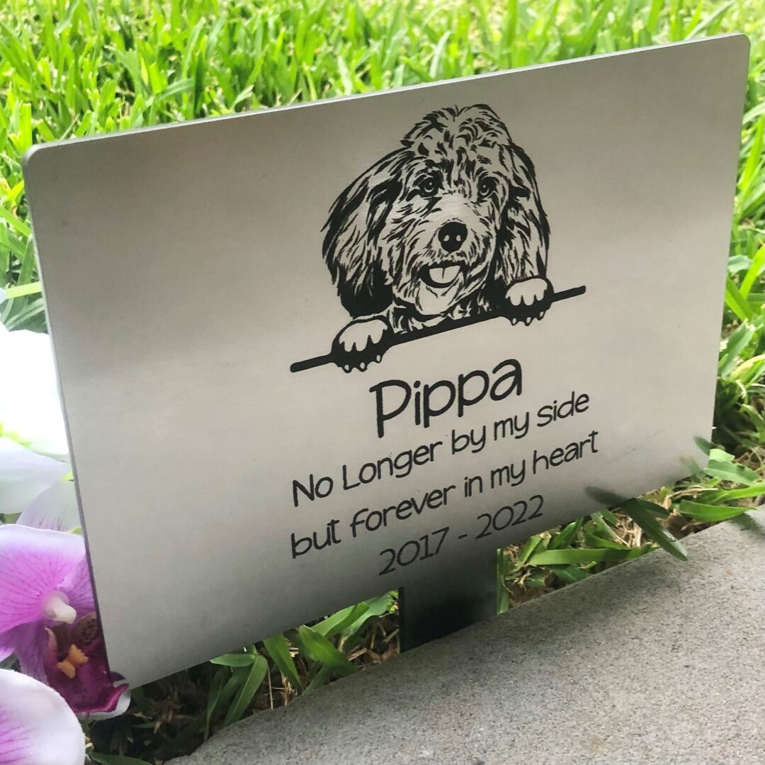 Pet garden plaque