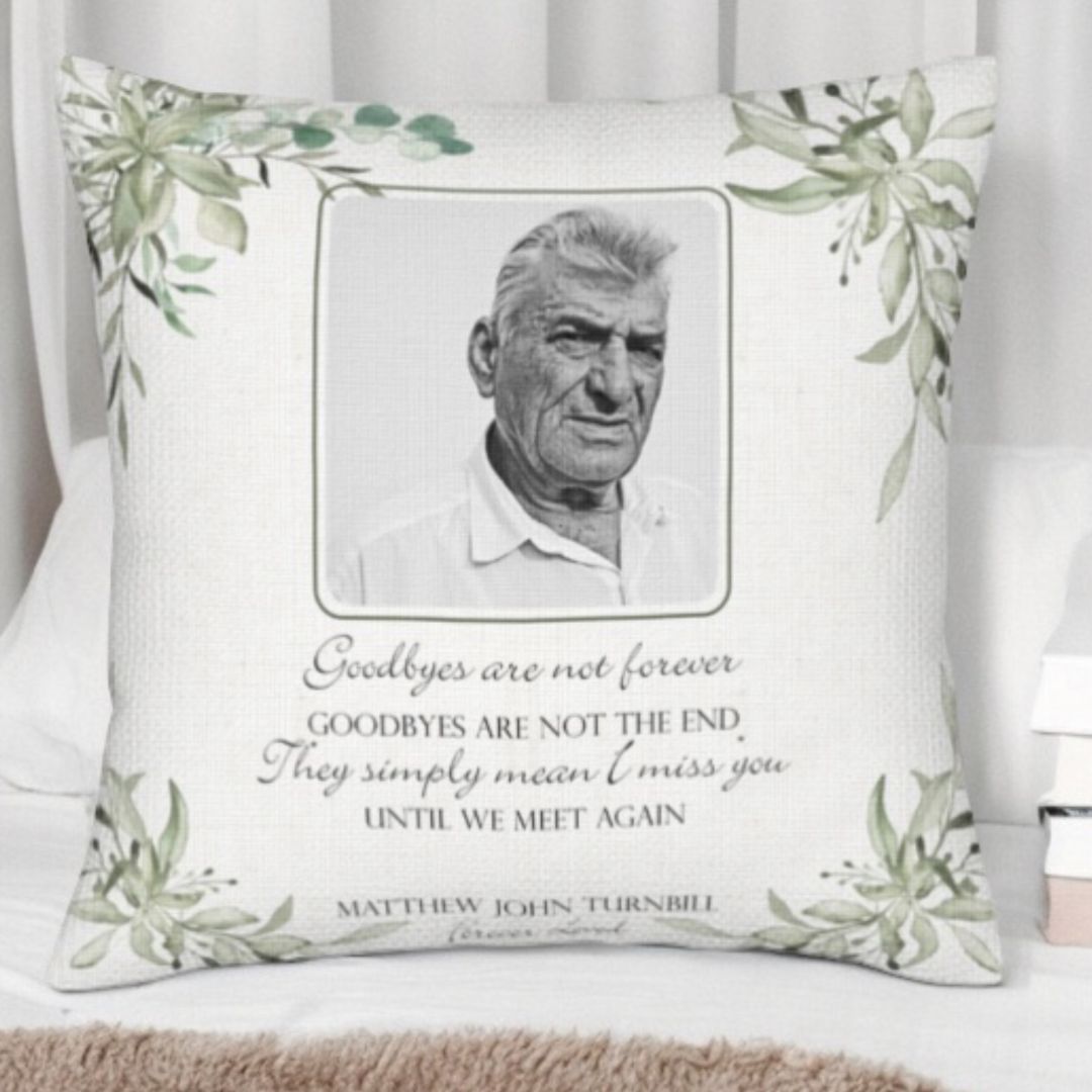 a green leaf cushion 2