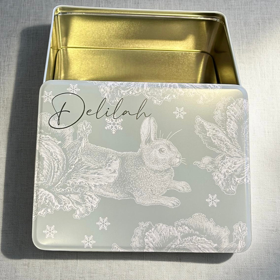 Easter gift tin
