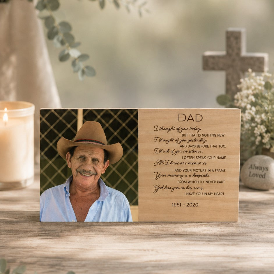 memorial plaque
