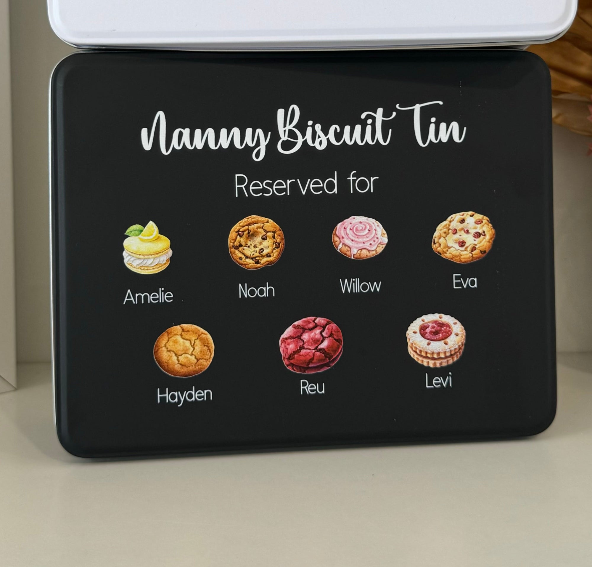 personalised-cookie-tin