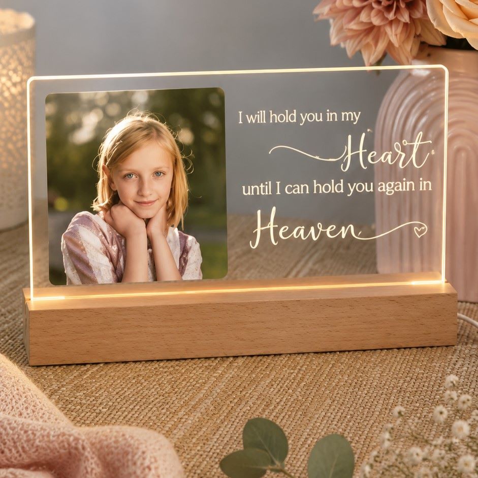 memorial night light