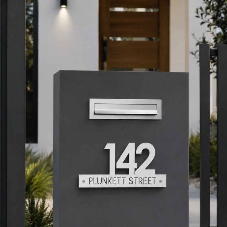 custom house number sign