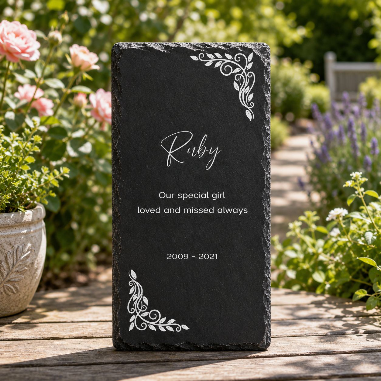 Personalised 10 × 20cm pet memorial slate plaque with custom name and memorial quote