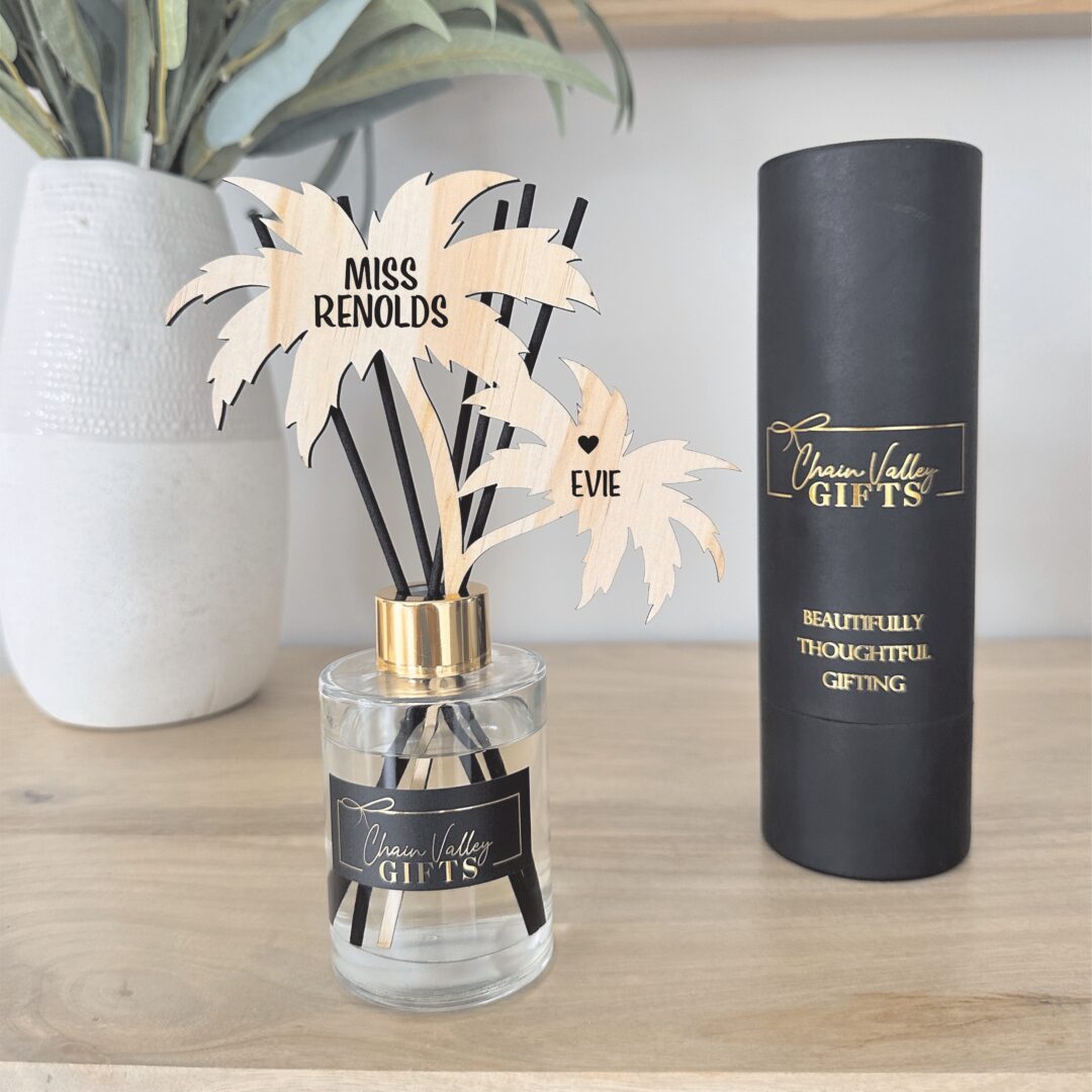 teacher diffuser palm