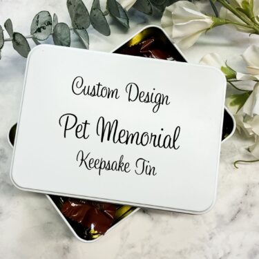 Pet memorial box